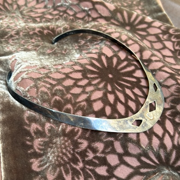 Sterling Silver Cut Out Choker Collar Necklace - Picture 3 of 14